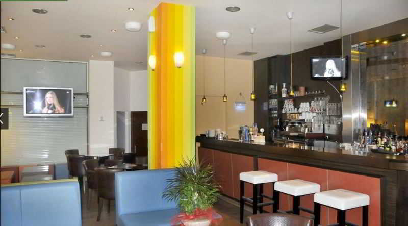 Hotel Elena Lamía Eksteriør billede